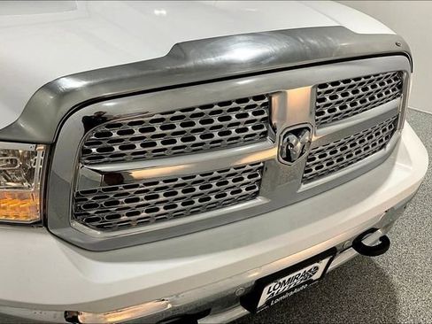 Used 2017 RAM 1500 Laramie w/ Convenience Group AWD/4WD image 42