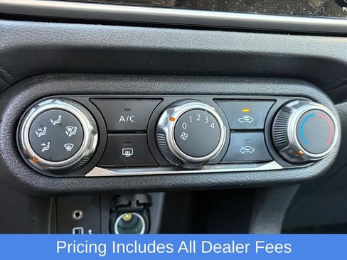Used 2025 Nissan Versa S w/ Trunk Package FWD image 13