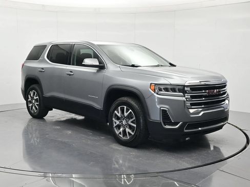Used 2023 GMC Acadia SLE FWD image 3