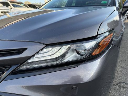 Used 2022 Toyota Camry XSE w/ Navigation Package image 14