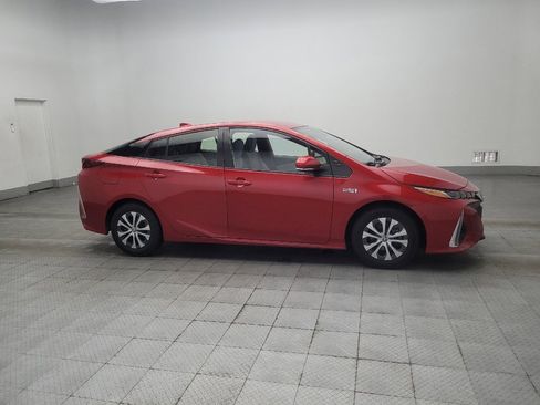 Used 2021 Toyota Prius Prime LE FWD image 11