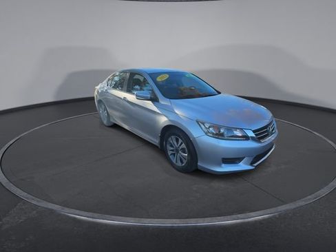 Used 2013 Honda Accord LX image 3