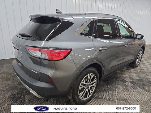 Used 2022 Ford Escape SEL w/ Technology Package image 10
