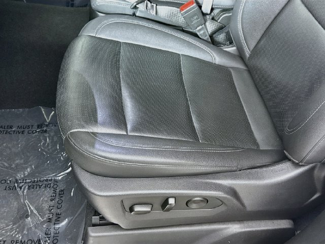 Used 2025 GMC Sierra 1500 SLT AWD/4WD image 19