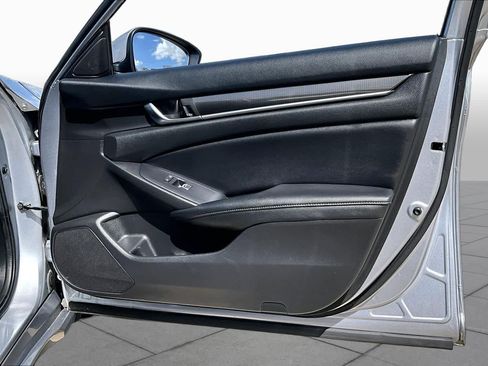 Used 2020 Honda Accord Sport image 23