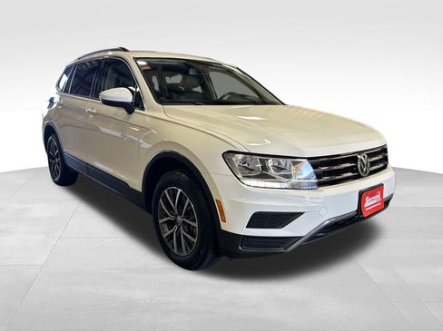 Used 2019 Volkswagen Tiguan SE image 8