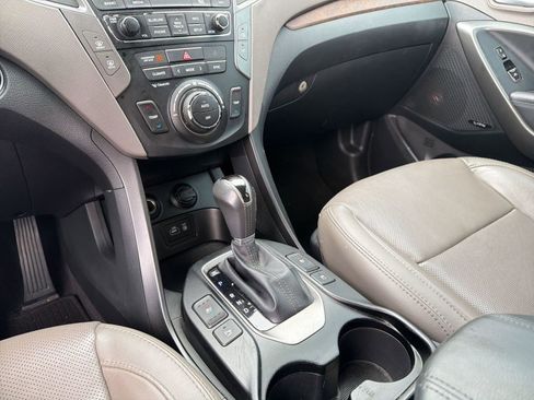 Used 2018 Hyundai Santa Fe Sport FWD image 18