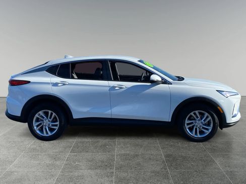 Used 2025 Buick Envista Preferred image 6