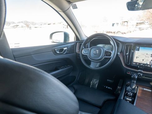 Used 2019 Volvo XC60 T6 Inscription w/ Protection Package Premier image 19