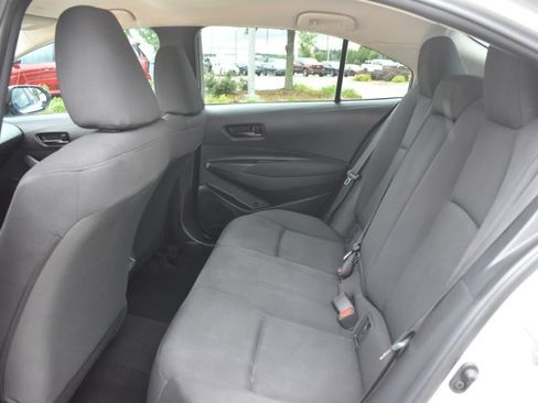Used 2024 Toyota Corolla LE FWD image 14