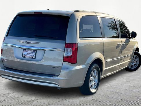 Used 2012 Chrysler Town & Country Touring w/ Entertainment Group #1 image 12