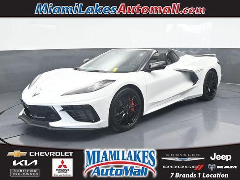 Used 2024 Chevrolet Corvette Stingray Convertible w/ Z51 Performance Package image 1
