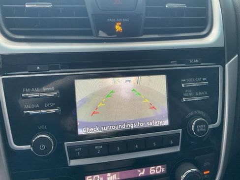 Used 2018 Nissan Altima 2.5 SL FWD image 15