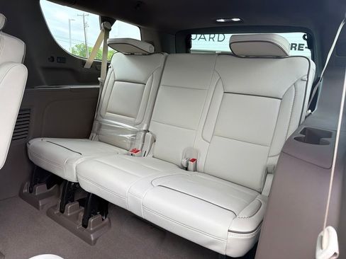 New 2026 GMC Yukon XL Denali image 13
