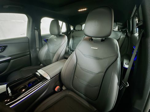 New 2025 Mercedes-Benz GLC 63 AMG S image 21