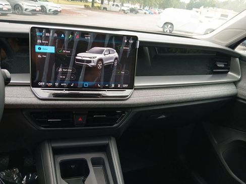 New 2025 Volkswagen Tiguan S image 17