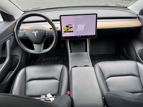 Used 2019 Tesla Model 3 Mid Range RWD image 15