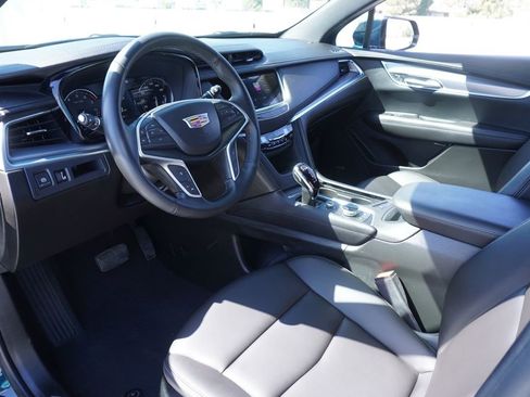 Certified 2024 Cadillac XT5 Luxury image 16