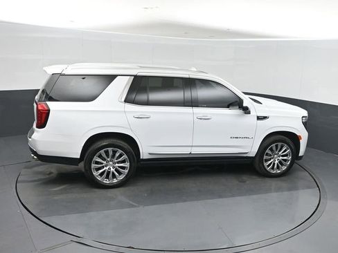 Used 2023 GMC Yukon Denali AWD/4WD image 32