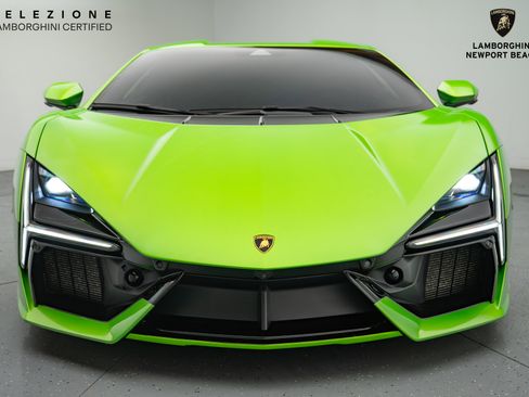 Used 2024 Lamborghini Revuelto image 12