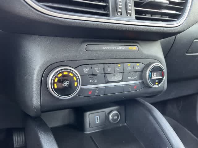 Used 2020 Ford Escape SE Sport AWD/4WD image 27