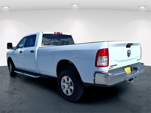 Used 2023 RAM 2500 Big Horn w/ Level 1 Equipment Group image 4