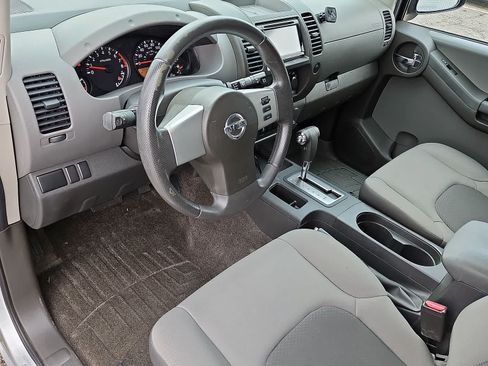 Used 2013 Nissan Xterra X RWD image 16