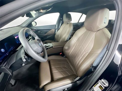 Used 2026 BMW 530i xDrive w/ Premium Package AWD/4WD image 22