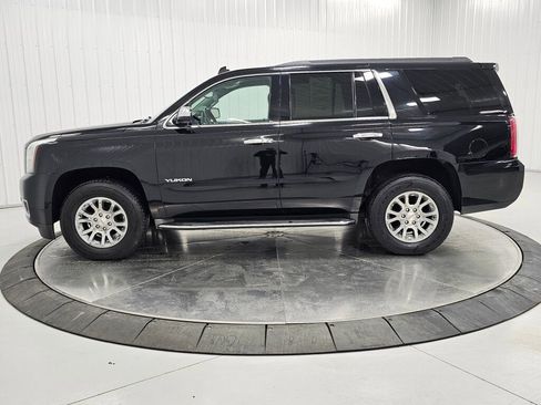 Used 2015 GMC Yukon SLE w/ HD Trailering Package image 2