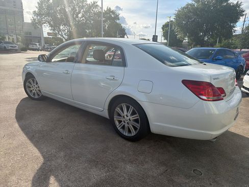 Used 2006 Toyota Avalon Limited FWD image 7