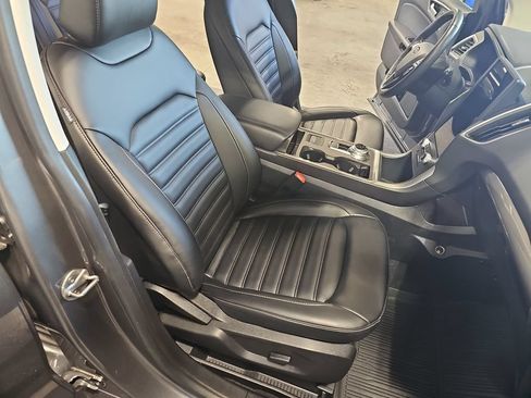 Used 2023 Ford Edge SEL w/ Convenience Package AWD/4WD image 10