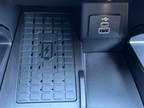 New 2025 Ford Ranger XLT w/ FX4 Off-Road Package image 11