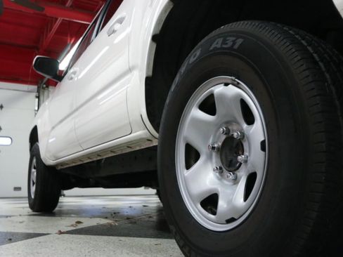Used 2021 Toyota Tacoma SR w/ SR Convenience Package RWD image 32
