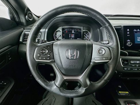 Used 2024 Honda Passport EX-L image 11