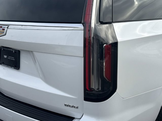 Certified 2023 Cadillac Escalade Premium Luxury w/ Performance Package AWD/4WD image 6