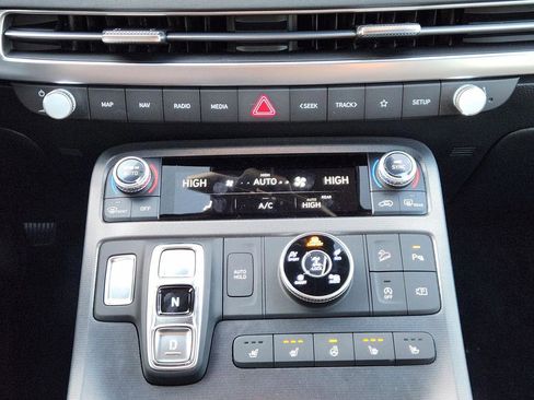 New 2025 Hyundai Palisade Calligraphy image 13