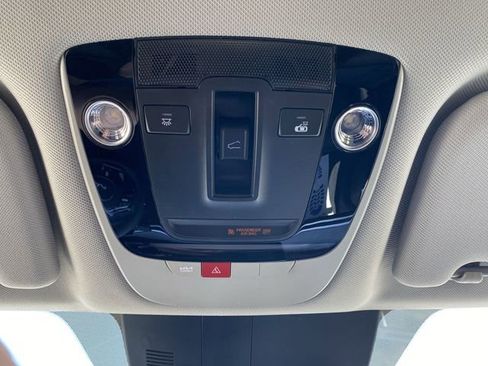 New 2025 Kia Sorento X-Line EX image 31