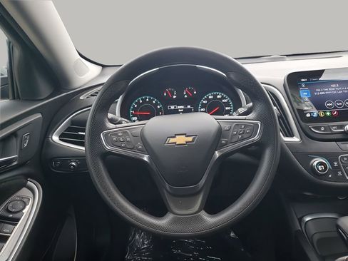 Used 2025 Chevrolet Malibu LT image 24