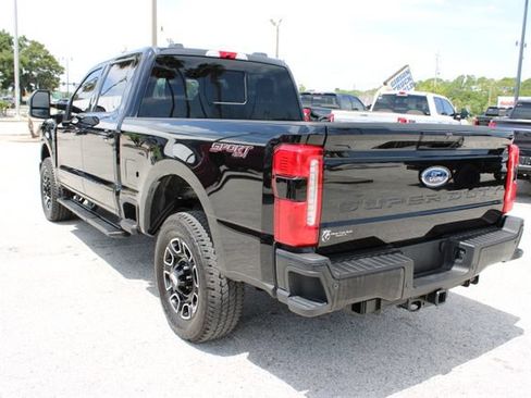 Used 2024 Ford F250 Lariat w/ Lariat Ultimate Package AWD/4WD image 8