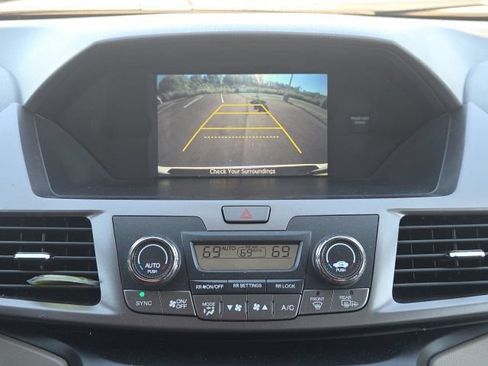 Used 2016 Honda Odyssey SE image 31