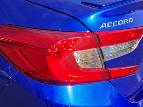 Used 2019 Honda Accord Sport image 34