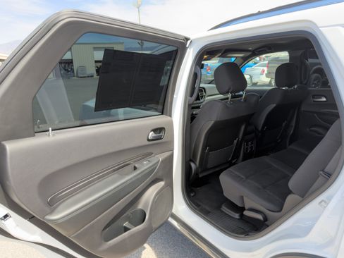 Used 2023 Dodge Durango SXT Launch Edition image 12