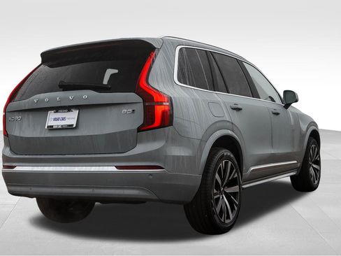 New 2026 Volvo XC90 B5 Core image 5