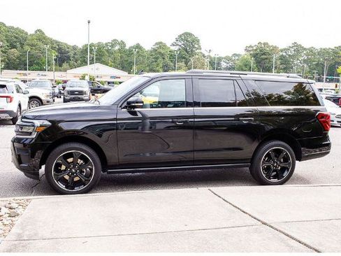 Certified 2022 Ford Expedition Max Limited AWD/4WD image 3