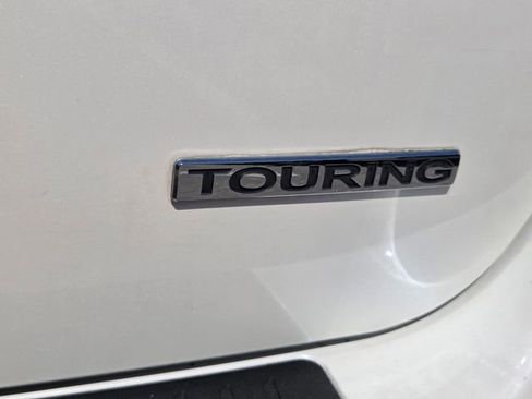 Used 2018 Honda Odyssey Touring image 23