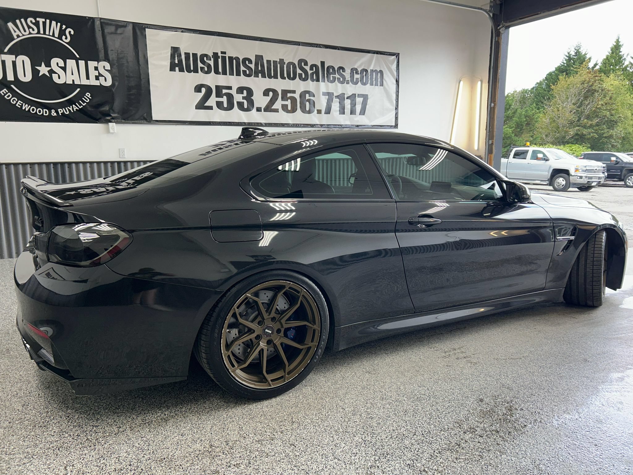 Used 2015 BMW M4 Coupe RWD image 6