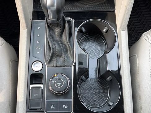 Used 2018 Volkswagen Atlas SEL Premium AWD/4WD image 20