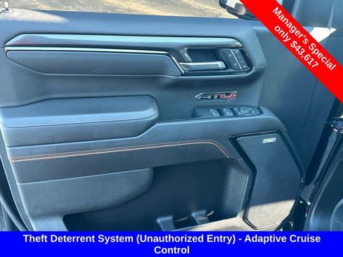 Used 2022 GMC Sierra 1500 AT4 w/ AT4 Premium Package image 15