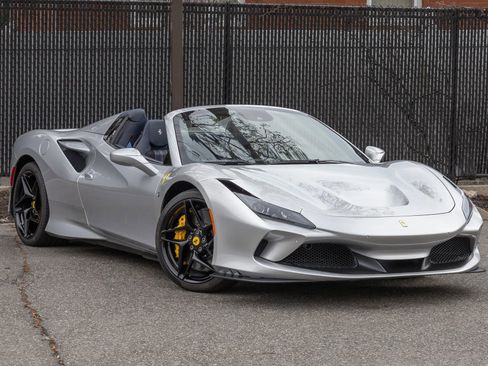 Used 2022 Ferrari F8 Tributo RWD image 14