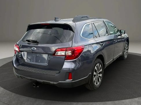 Used 2016 Subaru Outback 2.5i Limited AWD/4WD image 4